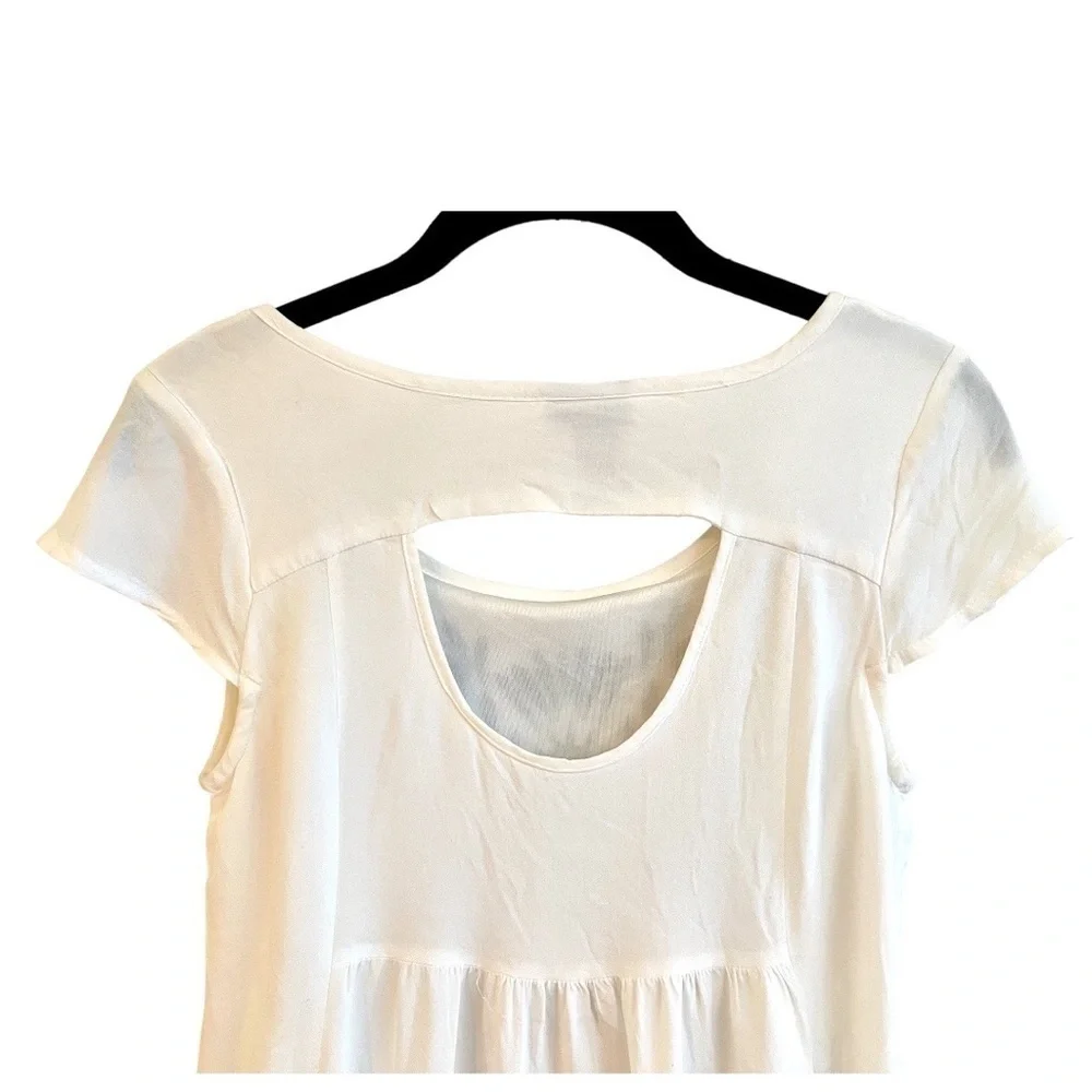 RUE 21, WHITE EMPIRE DRESS WITH BLACK EMBROIDERY. HI-LOW SKIRT. SIZE S